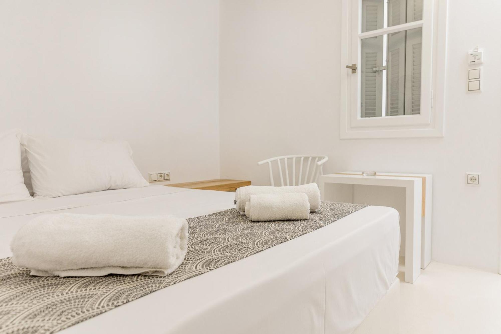 Naxos Downtown Apartments & Suites Naxos City Szoba fotó