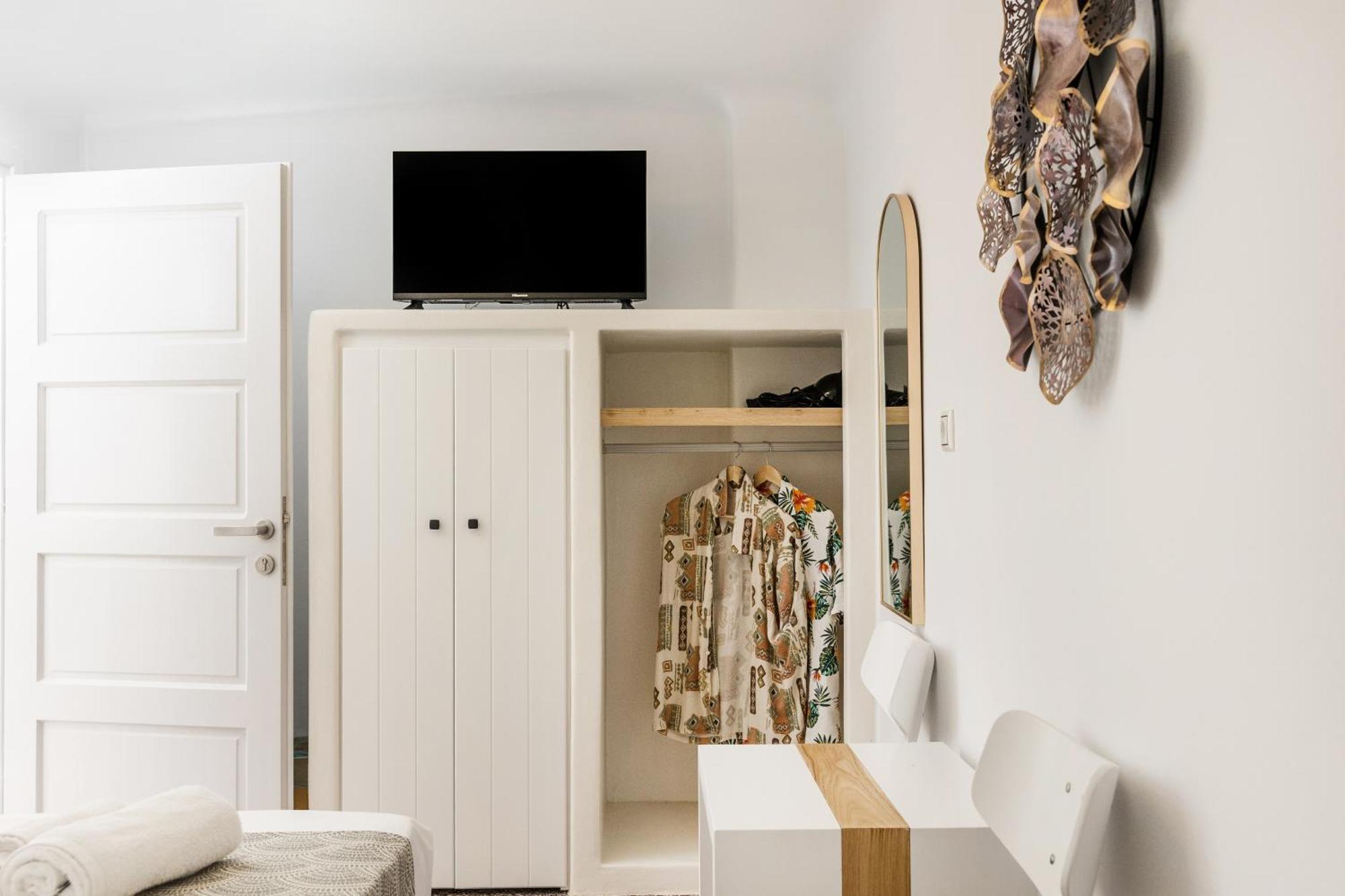 Naxos Downtown Apartments & Suites Naxos City Szoba fotó